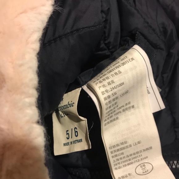 Abercrombie & Fitch Reversible Jacket - Picture 5 of 5